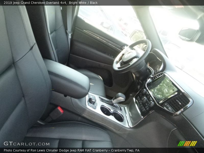 Bright White / Black 2019 Jeep Grand Cherokee Overland 4x4