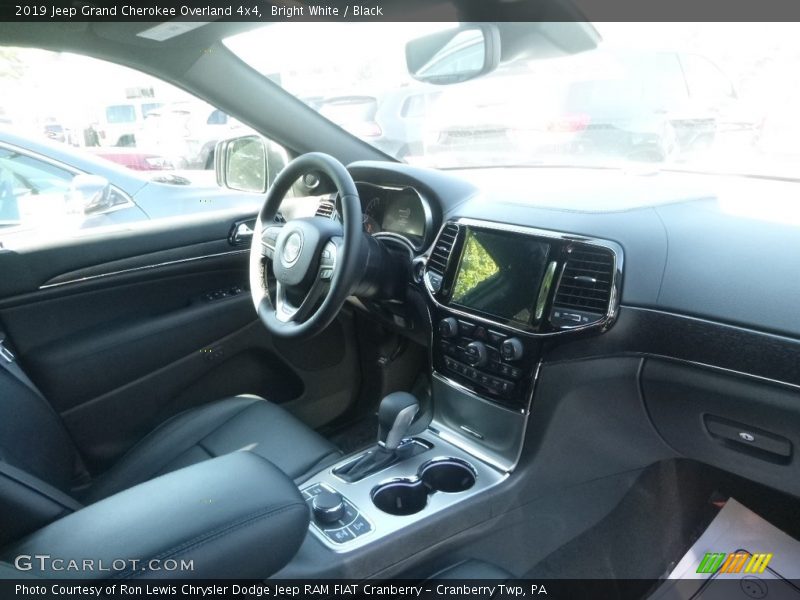 Bright White / Black 2019 Jeep Grand Cherokee Overland 4x4