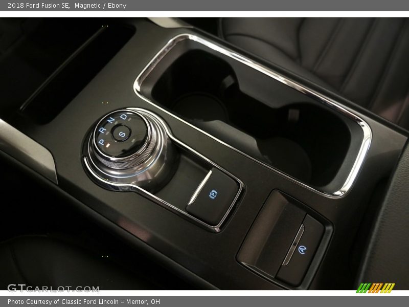 Magnetic / Ebony 2018 Ford Fusion SE