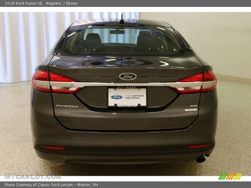 Magnetic / Ebony 2018 Ford Fusion SE