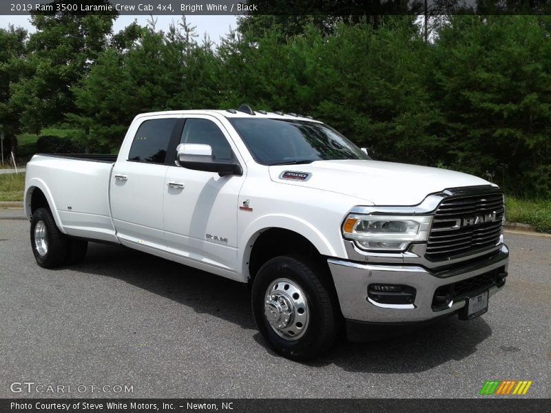 Bright White / Black 2019 Ram 3500 Laramie Crew Cab 4x4
