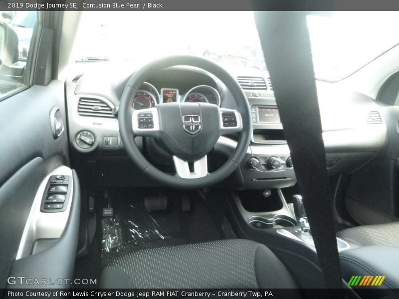 Contusion Blue Pearl / Black 2019 Dodge Journey SE