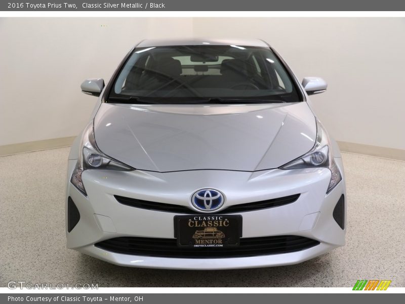 Classic Silver Metallic / Black 2016 Toyota Prius Two