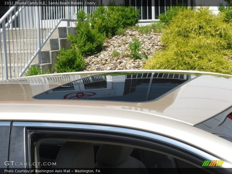 Sandy Beach Metallic / Ivory 2012 Toyota Camry XLE
