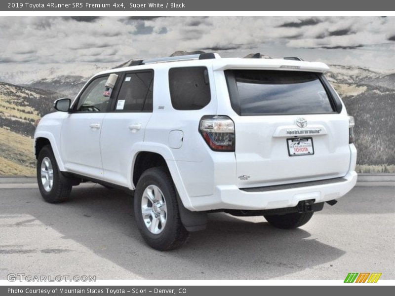 Super White / Black 2019 Toyota 4Runner SR5 Premium 4x4