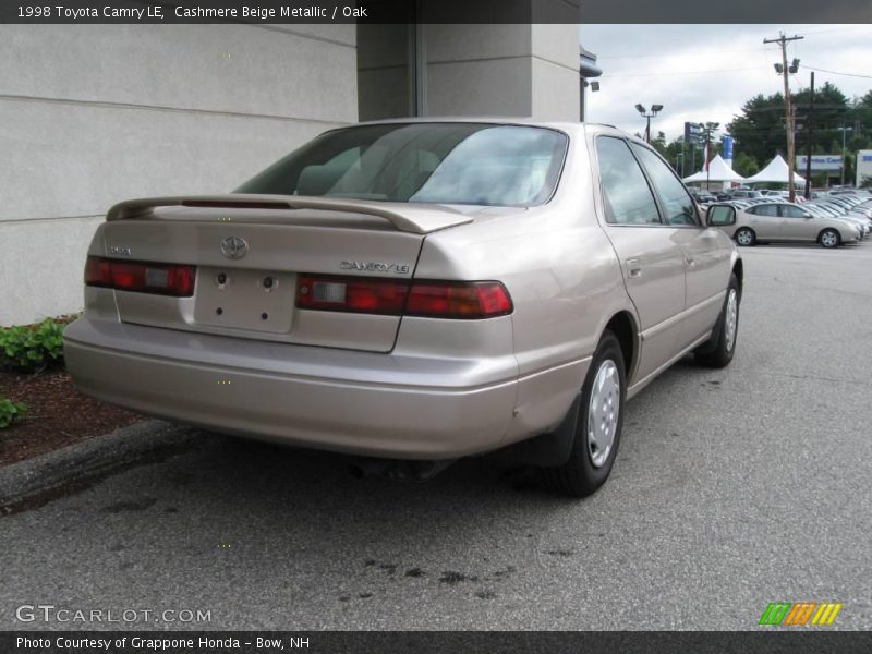 Cashmere Beige Metallic / Oak 1998 Toyota Camry LE