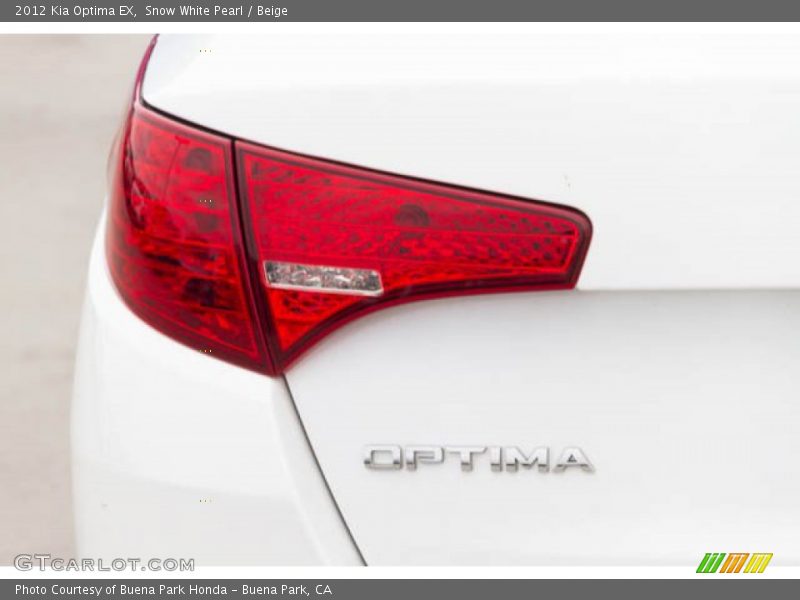 Snow White Pearl / Beige 2012 Kia Optima EX