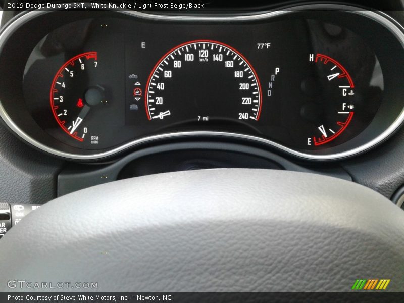 White Knuckle / Light Frost Beige/Black 2019 Dodge Durango SXT