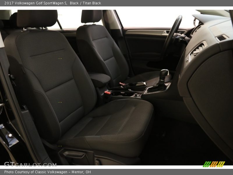 Black / Titan Black 2017 Volkswagen Golf SportWagen S