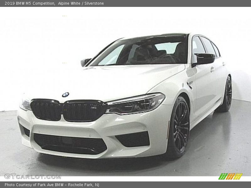 Alpine White / Silverstone 2019 BMW M5 Competition