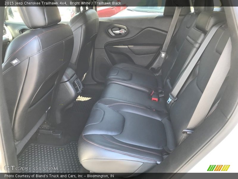 Bright White / Trailhawk Black 2015 Jeep Cherokee Trailhawk 4x4