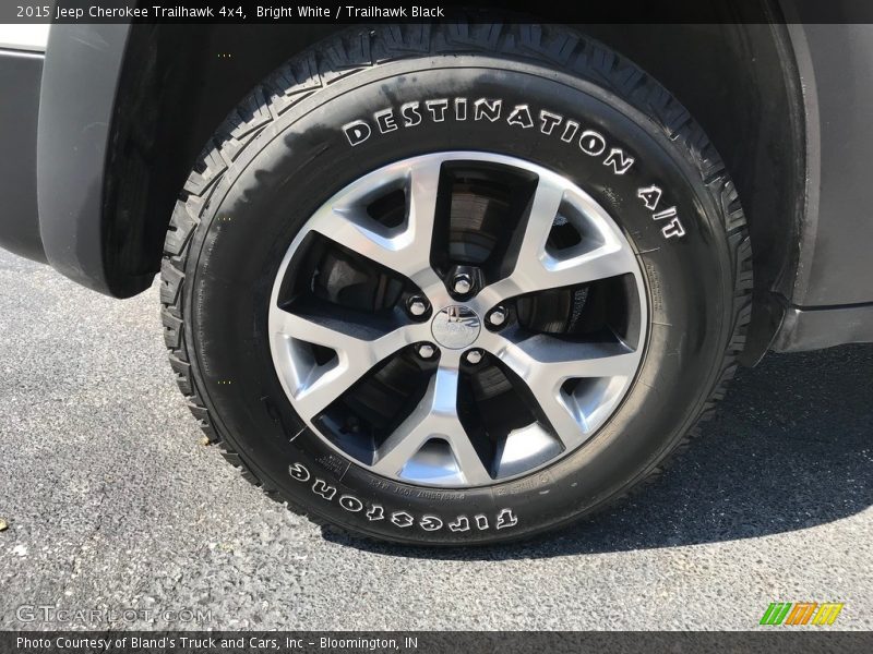 Bright White / Trailhawk Black 2015 Jeep Cherokee Trailhawk 4x4