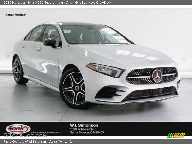 Iridium Silver Metallic / Neva Grey/Black 2019 Mercedes-Benz A 220 Sedan