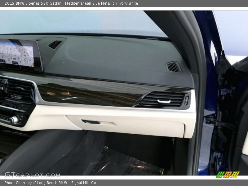 Mediterranean Blue Metallic / Ivory White 2019 BMW 5 Series 530i Sedan