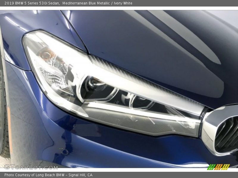 Mediterranean Blue Metallic / Ivory White 2019 BMW 5 Series 530i Sedan