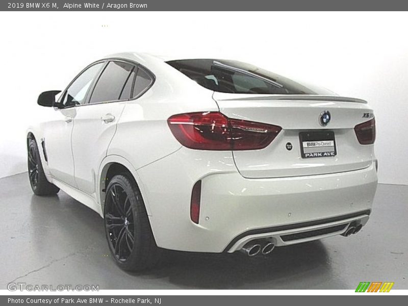 Alpine White / Aragon Brown 2019 BMW X6 M