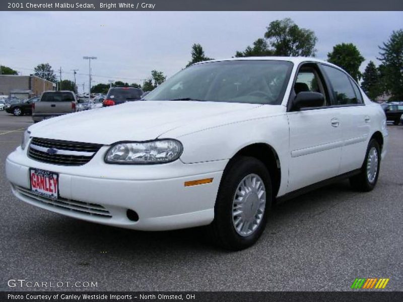 Bright White / Gray 2001 Chevrolet Malibu Sedan