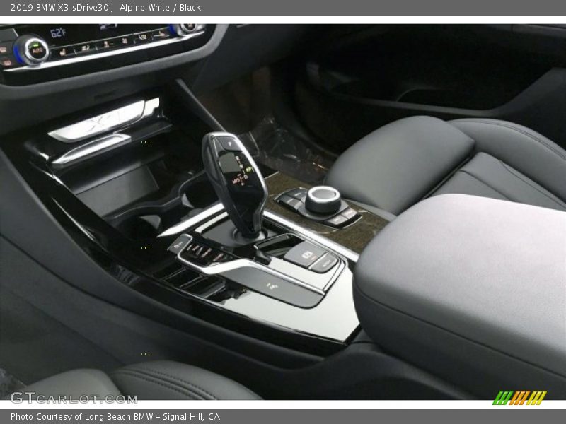 Alpine White / Black 2019 BMW X3 sDrive30i