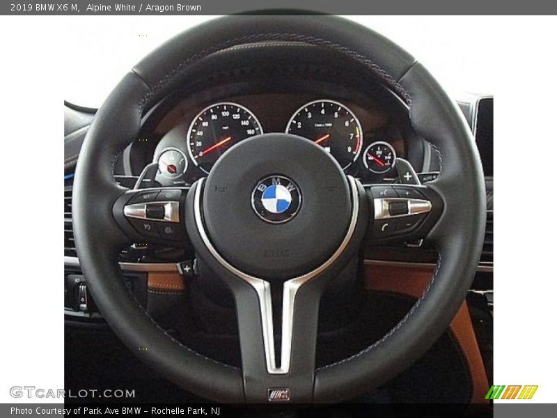 Alpine White / Aragon Brown 2019 BMW X6 M
