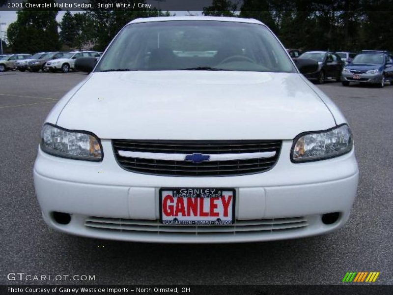 Bright White / Gray 2001 Chevrolet Malibu Sedan