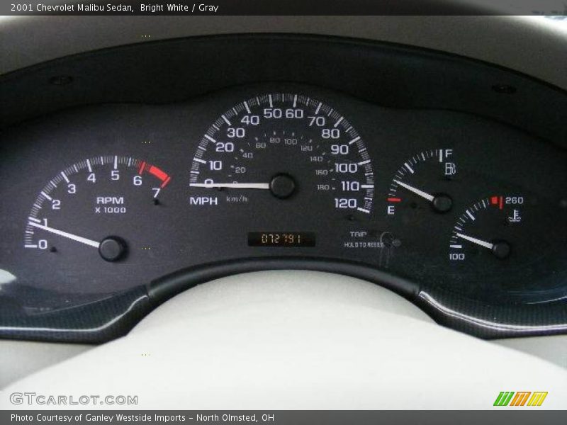 Bright White / Gray 2001 Chevrolet Malibu Sedan