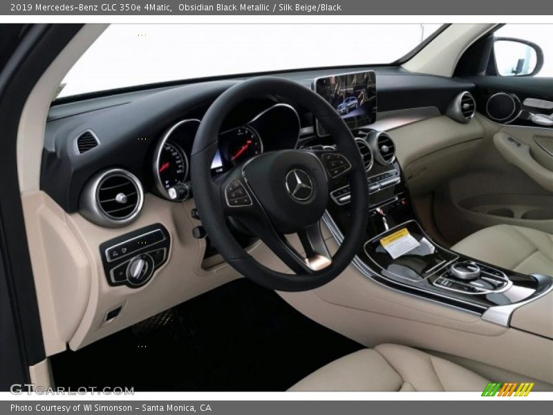 Obsidian Black Metallic / Silk Beige/Black 2019 Mercedes-Benz GLC 350e 4Matic