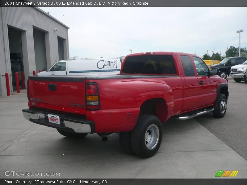 Victory Red / Graphite 2001 Chevrolet Silverado 3500 LS Extended Cab Dually