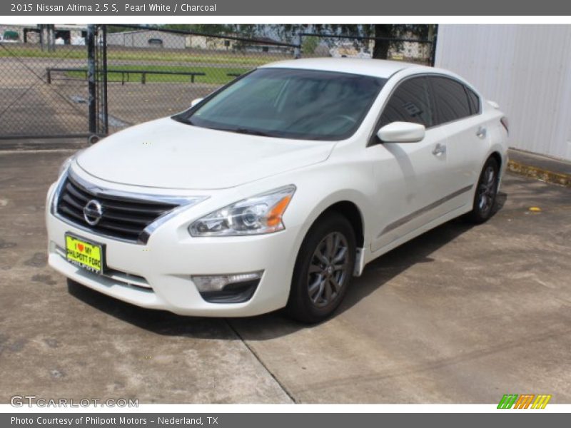 Pearl White / Charcoal 2015 Nissan Altima 2.5 S