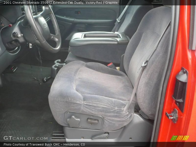 Victory Red / Graphite 2001 Chevrolet Silverado 3500 LS Extended Cab Dually