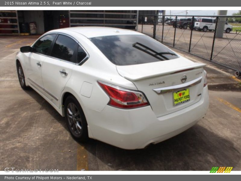 Pearl White / Charcoal 2015 Nissan Altima 2.5 S