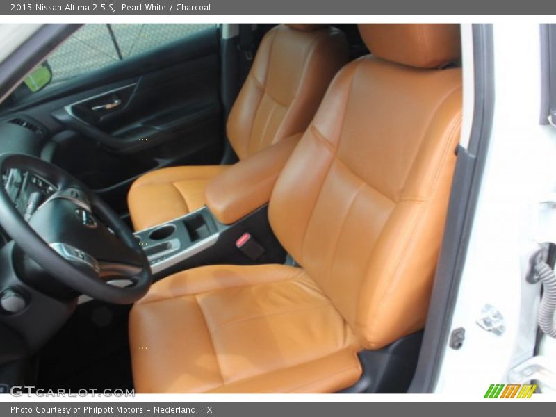 Pearl White / Charcoal 2015 Nissan Altima 2.5 S
