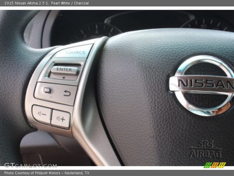 Pearl White / Charcoal 2015 Nissan Altima 2.5 S