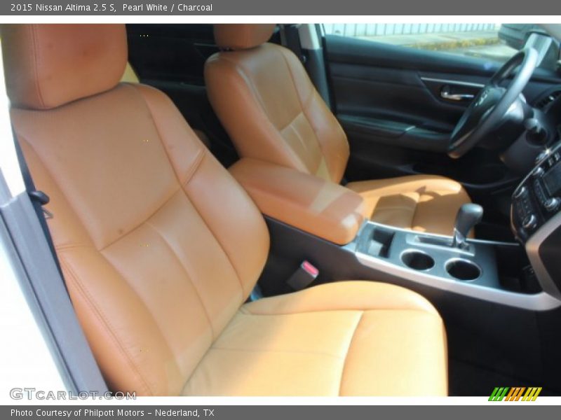 Pearl White / Charcoal 2015 Nissan Altima 2.5 S