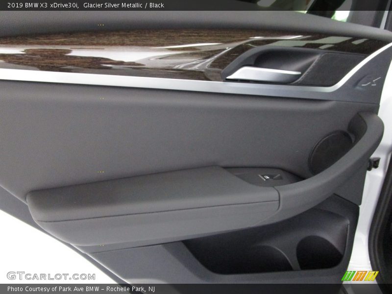 Glacier Silver Metallic / Black 2019 BMW X3 xDrive30i