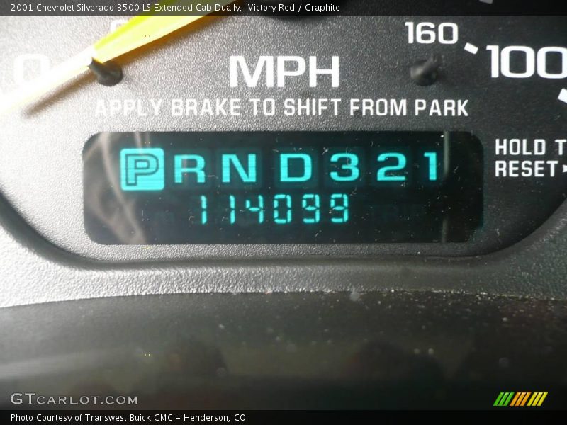Victory Red / Graphite 2001 Chevrolet Silverado 3500 LS Extended Cab Dually