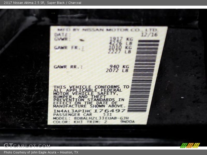 Super Black / Charcoal 2017 Nissan Altima 2.5 SR
