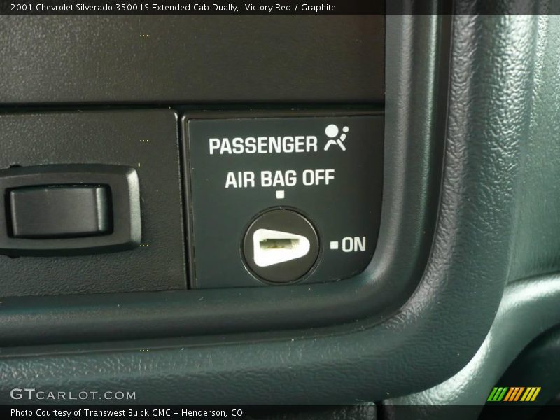 Victory Red / Graphite 2001 Chevrolet Silverado 3500 LS Extended Cab Dually