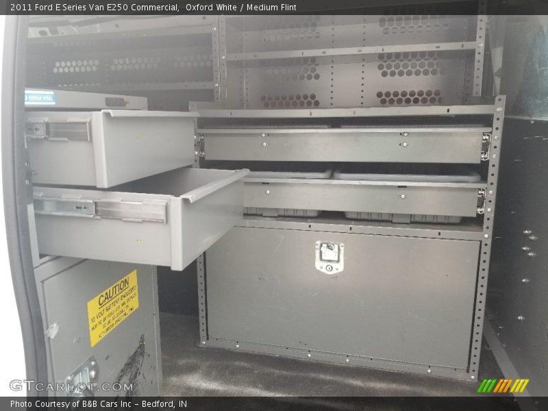 Oxford White / Medium Flint 2011 Ford E Series Van E250 Commercial