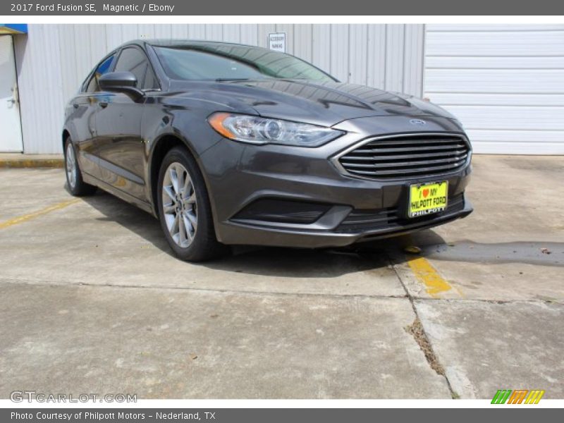 Magnetic / Ebony 2017 Ford Fusion SE