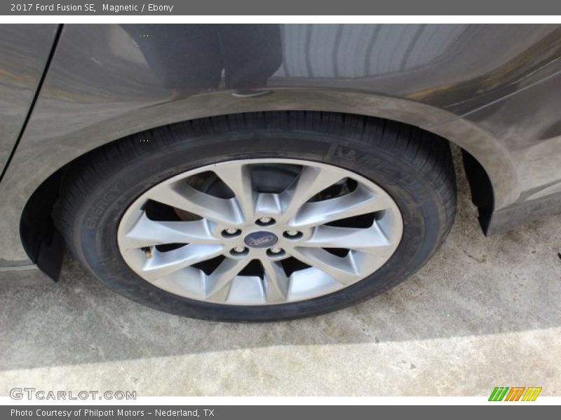 Magnetic / Ebony 2017 Ford Fusion SE