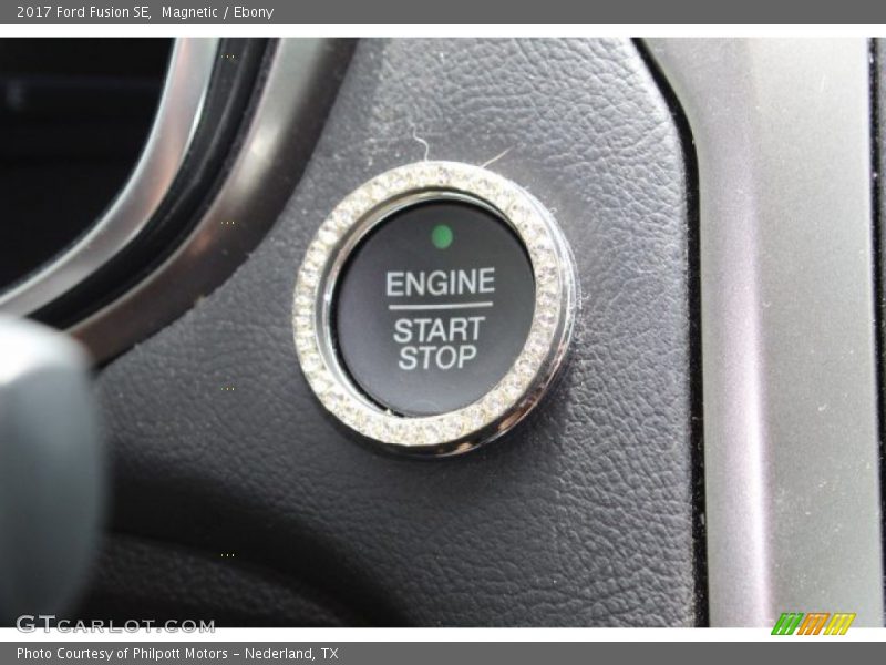 Magnetic / Ebony 2017 Ford Fusion SE