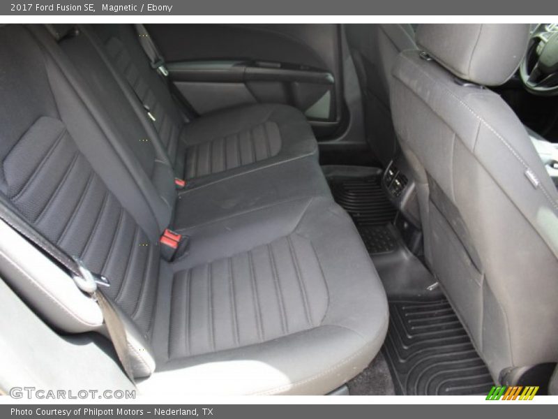 Magnetic / Ebony 2017 Ford Fusion SE