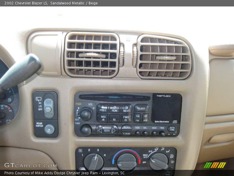 Sandalwood Metallic / Beige 2002 Chevrolet Blazer LS