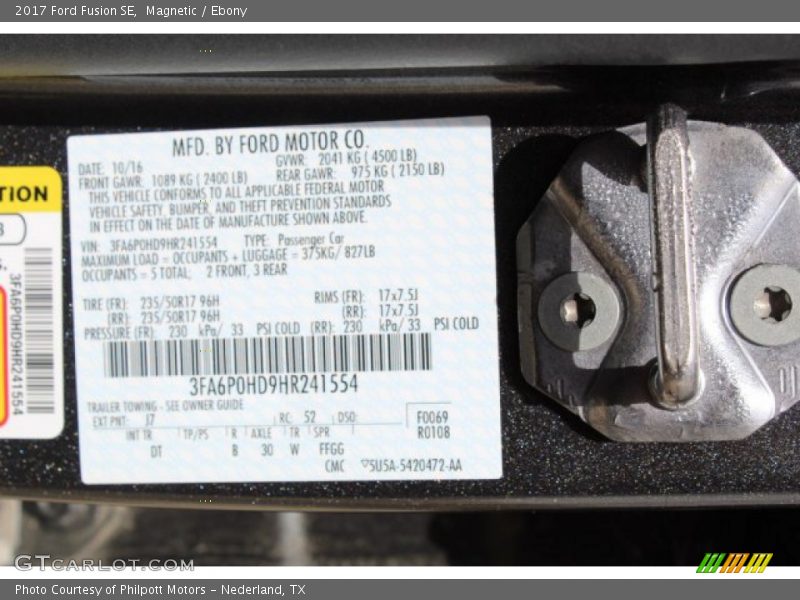 Magnetic / Ebony 2017 Ford Fusion SE