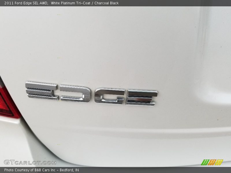 White Platinum Tri-Coat / Charcoal Black 2011 Ford Edge SEL AWD