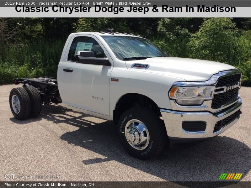 Bright White / Black/Diesel Gray 2019 Ram 3500 Tradesman Regular Cab 4x4