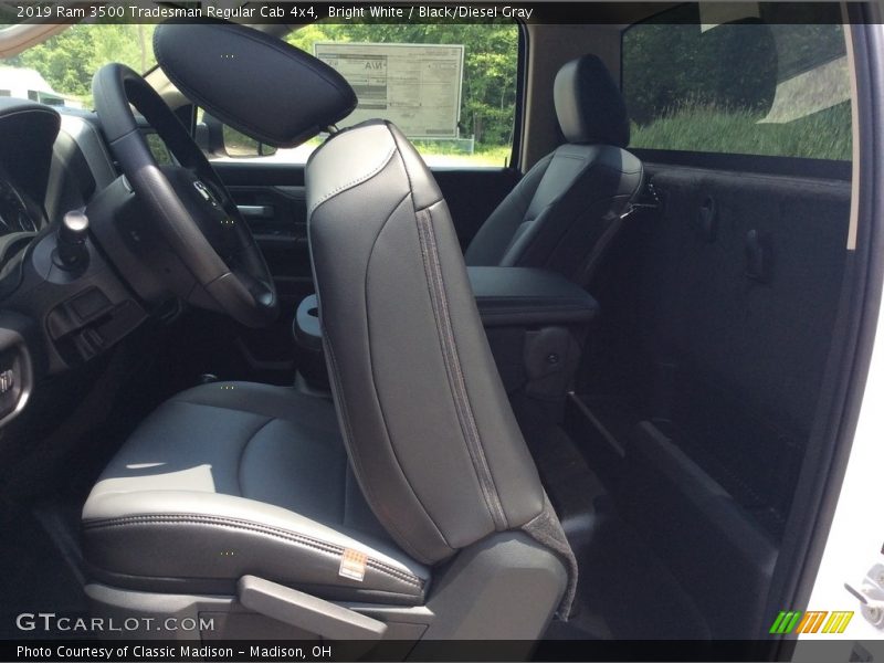Bright White / Black/Diesel Gray 2019 Ram 3500 Tradesman Regular Cab 4x4