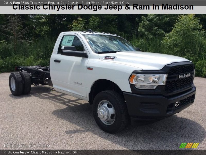Bright White / Black/Diesel Gray 2019 Ram 3500 Tradesman Regular Cab Chassis