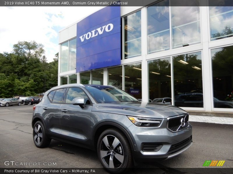 Osmium Grey Metallic / Charcoal 2019 Volvo XC40 T5 Momentum AWD