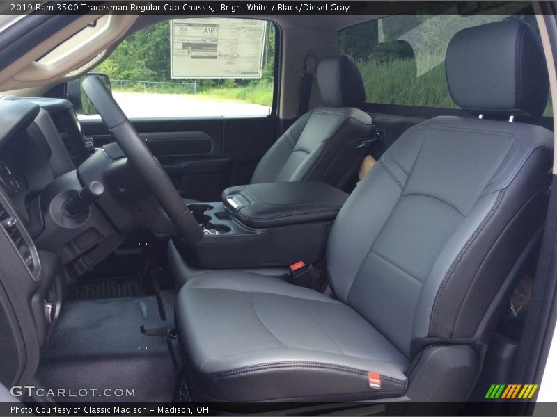 Bright White / Black/Diesel Gray 2019 Ram 3500 Tradesman Regular Cab Chassis